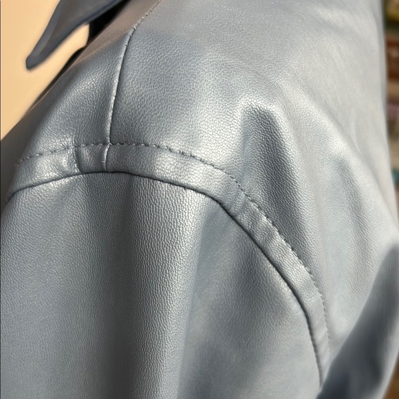 Blue H&M Faux Leather Button-Up Shirt/Jacket - Picture 5 of 8